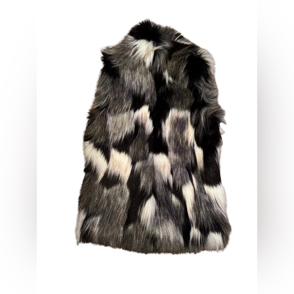 WHITE HOUSE BLACK MARKET black white brown patchwork faux fur vest
Size XXS - Picture 6 of 8